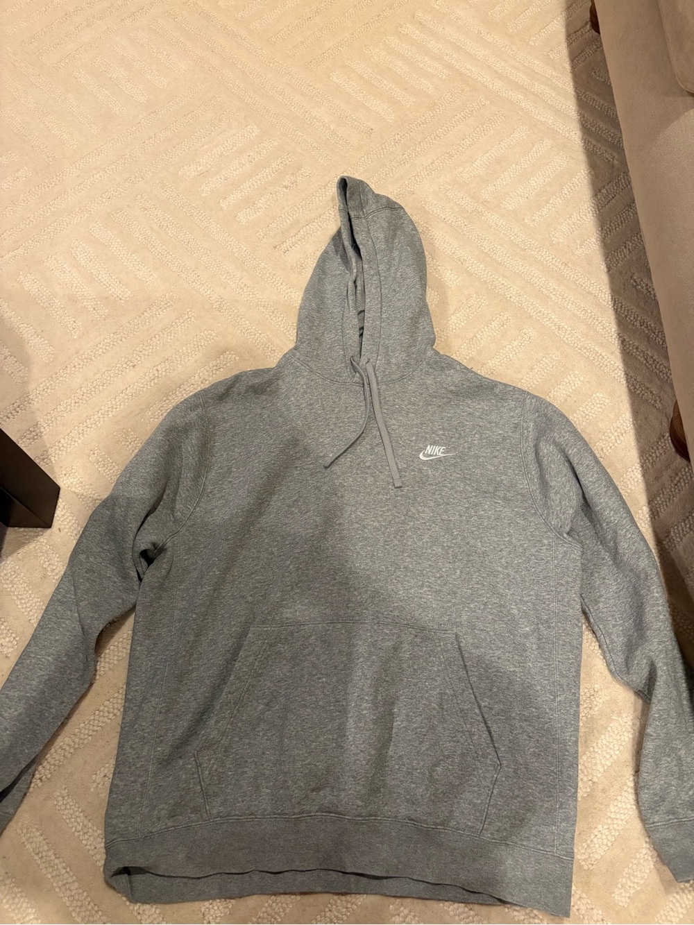 Nike Men's Heather Gray Pullover Hoodie